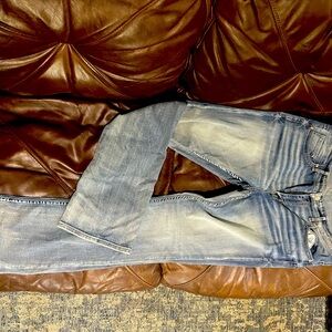 BKE PAYTON BLUE JEANS UNIVERSAL FIT MID-RISE BOOTCUT 33 X 33.5. Pre-owned.